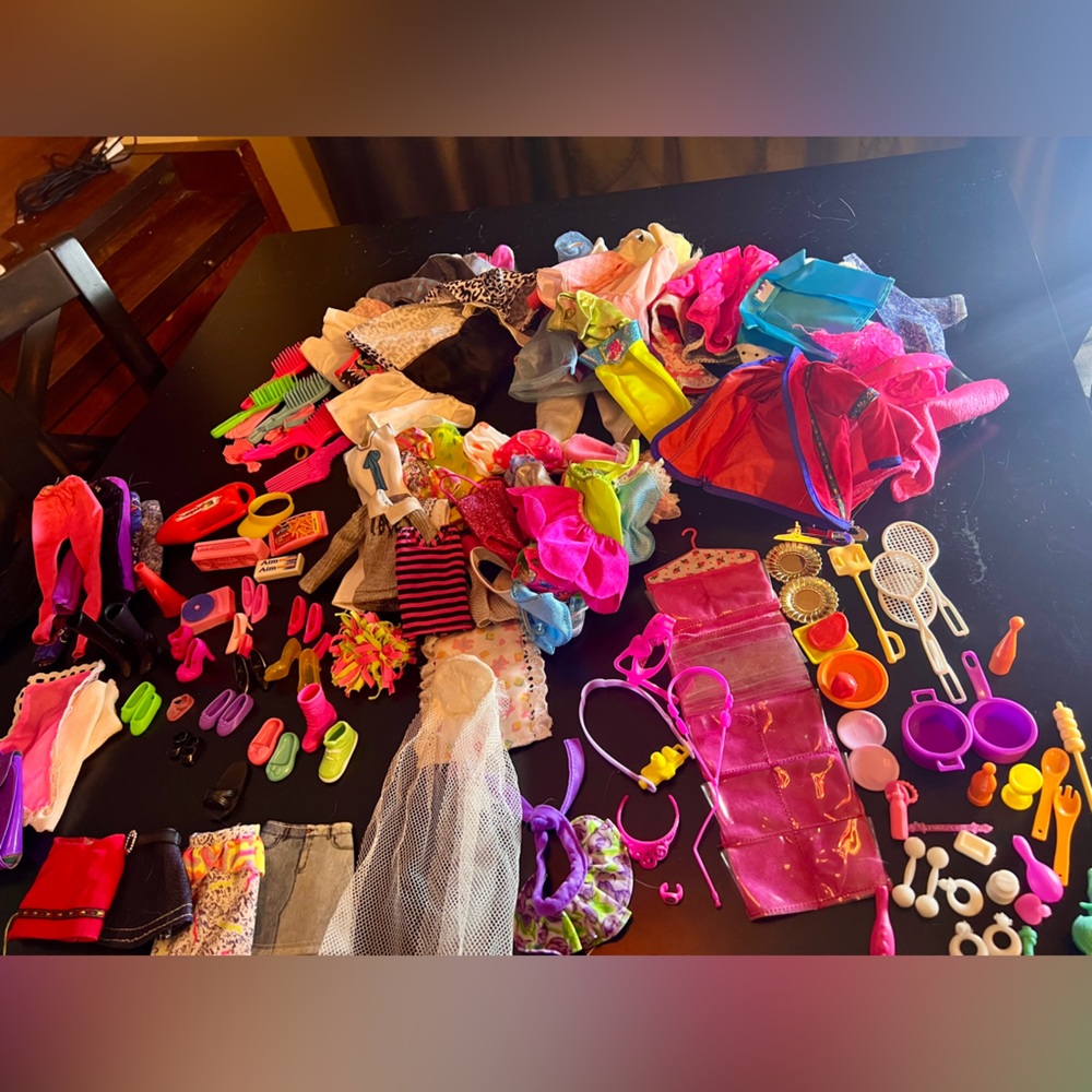 Bundle of 165+ Dolls Clothing and Accessories